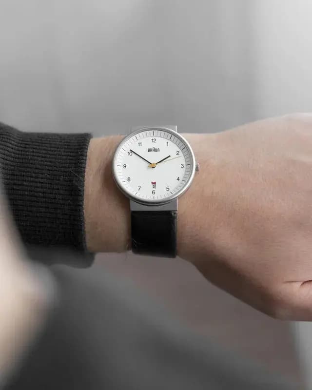 Minimal Analog Watch